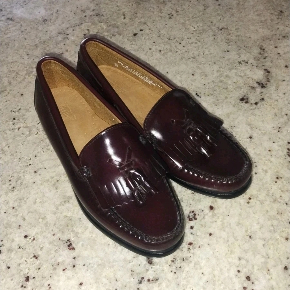G.H. Bass & Co. Weejuns Burgundy Leather Tassel Loafers Women's 7.5W